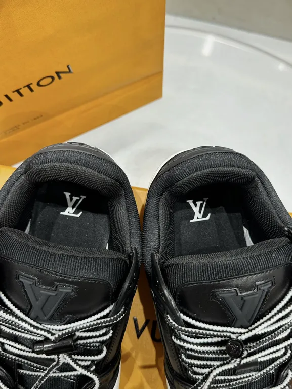 Louis Vuitton Shoe 